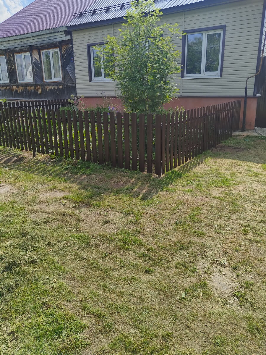 Забор из евроштакетника 18м RAL8017/8017 Шоколад двусторонний фото 1 в Уфе